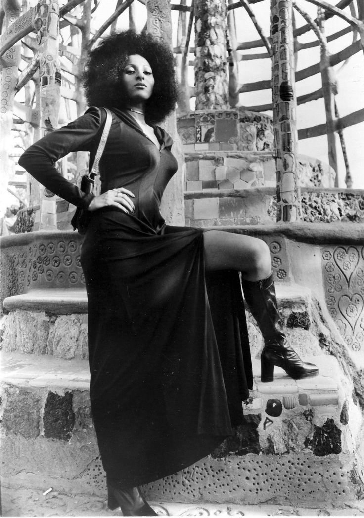 Pam Grier #3etttKw1