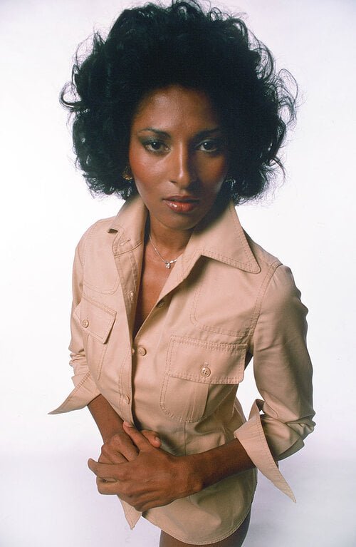 Pam Grier #e9Ic2qsA