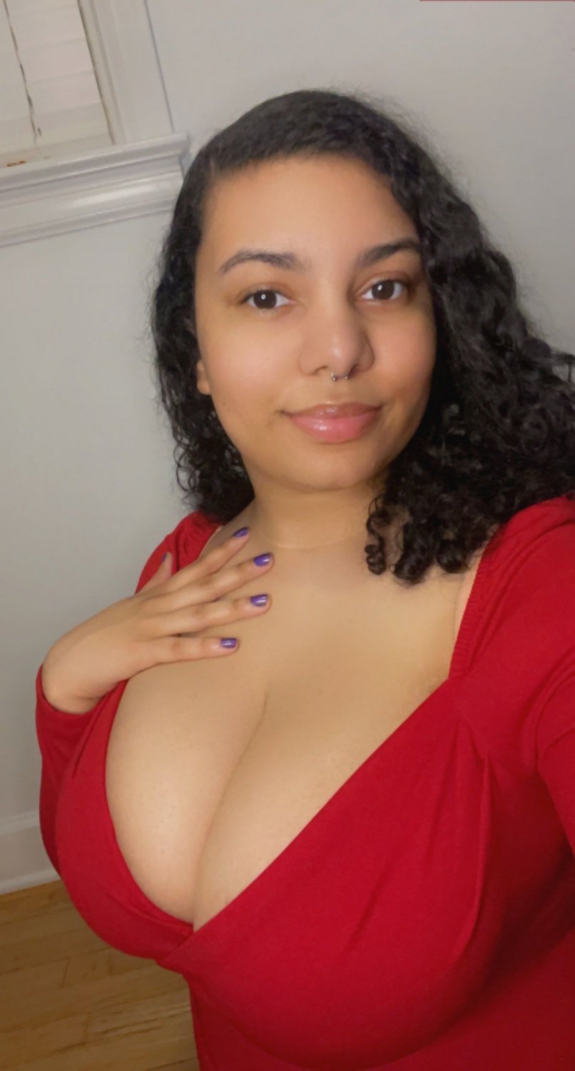 Submitted Big Boobs Gorgeous Latina. She wants to become famous #UK0Rquvc