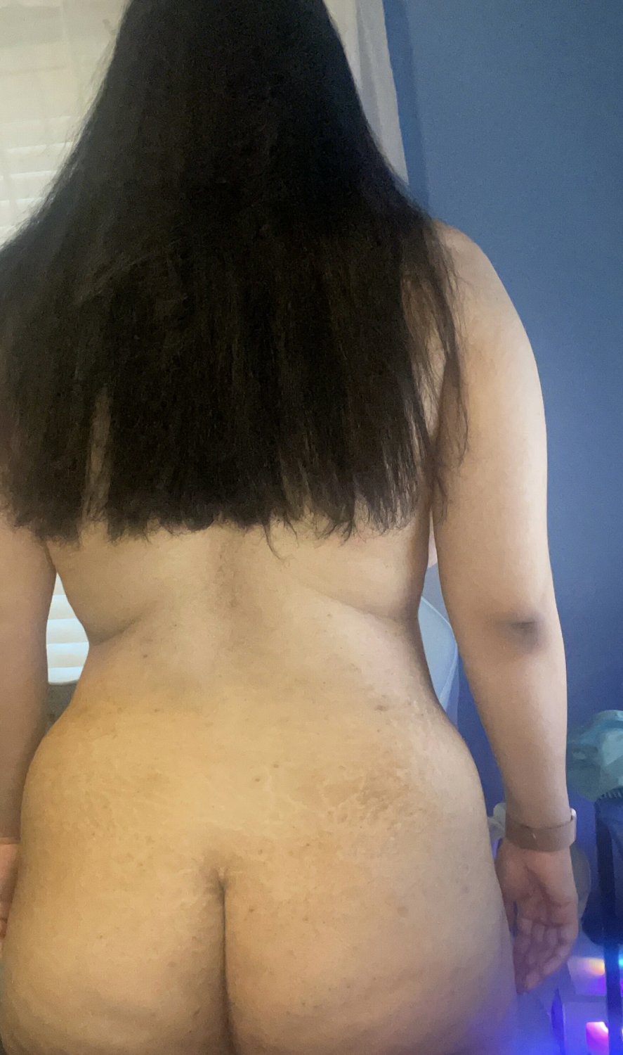 Submitted Big Boobs Gorgeous Latina. She wants to become famous #bio3auvm