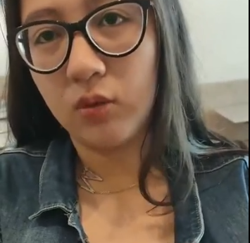 chindo cantik kacamata desah sepong crot mulut gk mau direkam ngentot #yG3rsmql