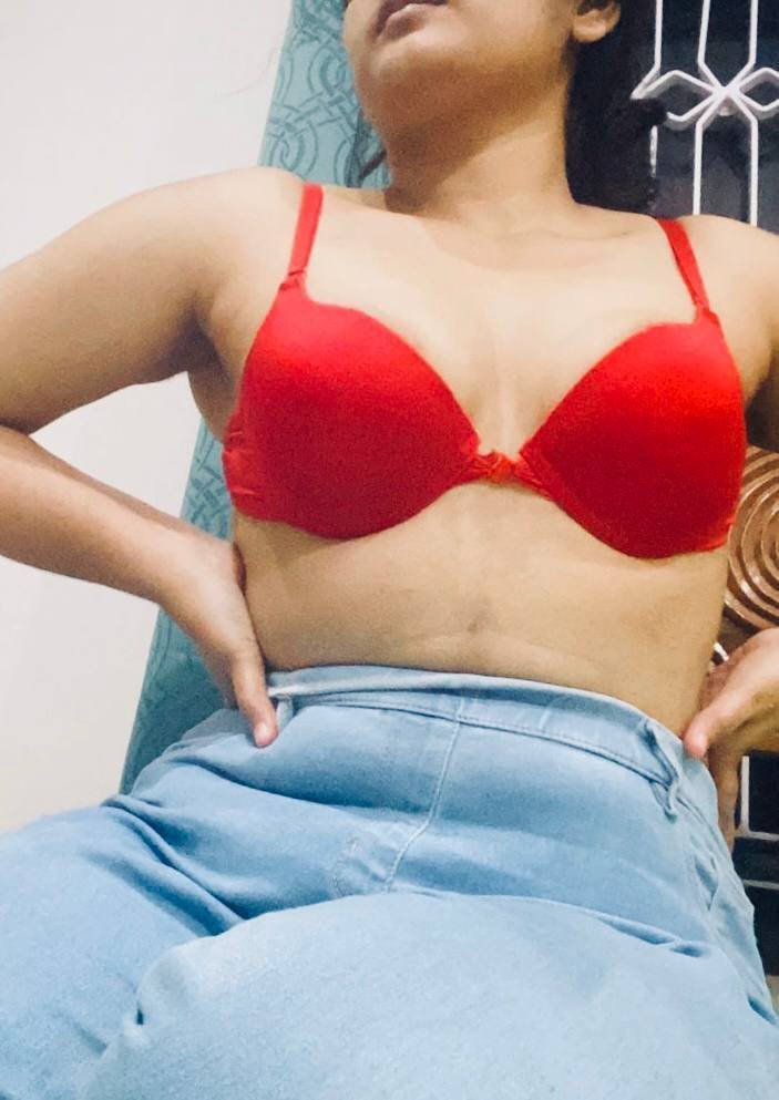 Sarah 25 yo slutty unaware indian muslim wife #ZabplKOj