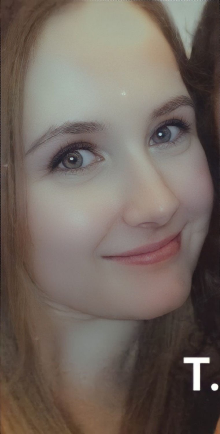 Kayla Webslut #yrOvn1Xe
