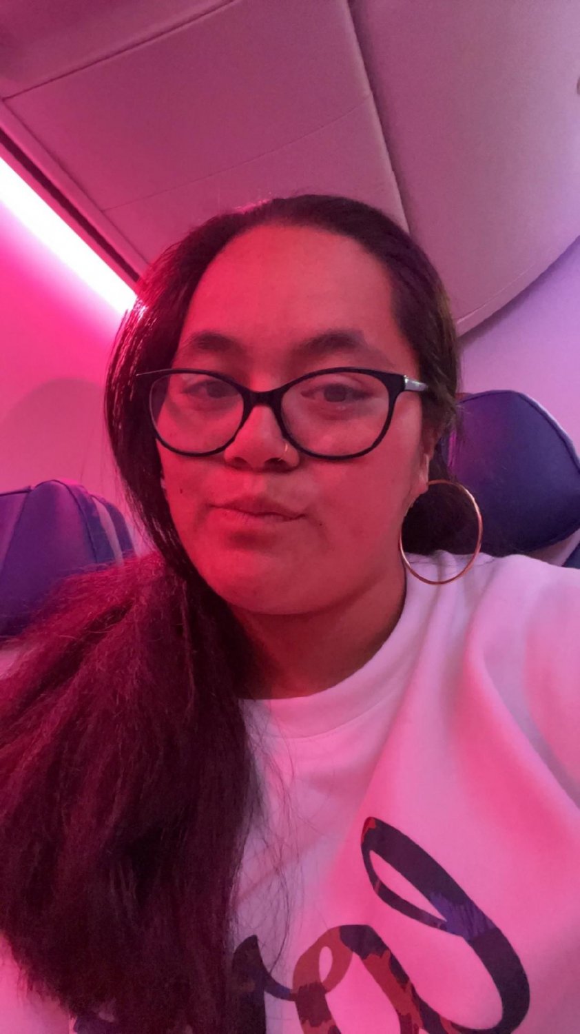 Hawaiian slut from the big island. #84uBbiAg