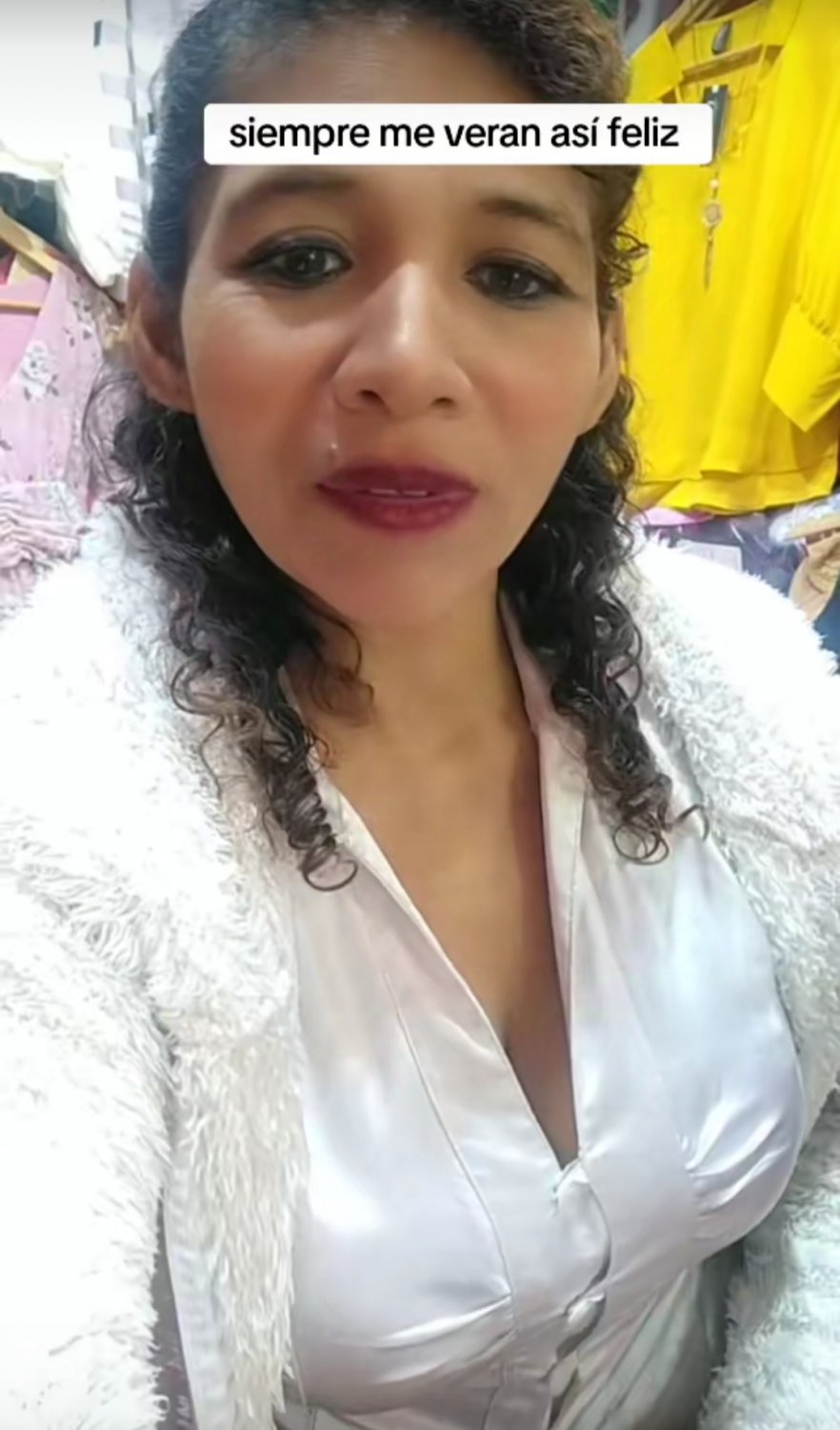 Mi tía rica, ¿les gustaría q le haga un contribute? #RgO1KqM1