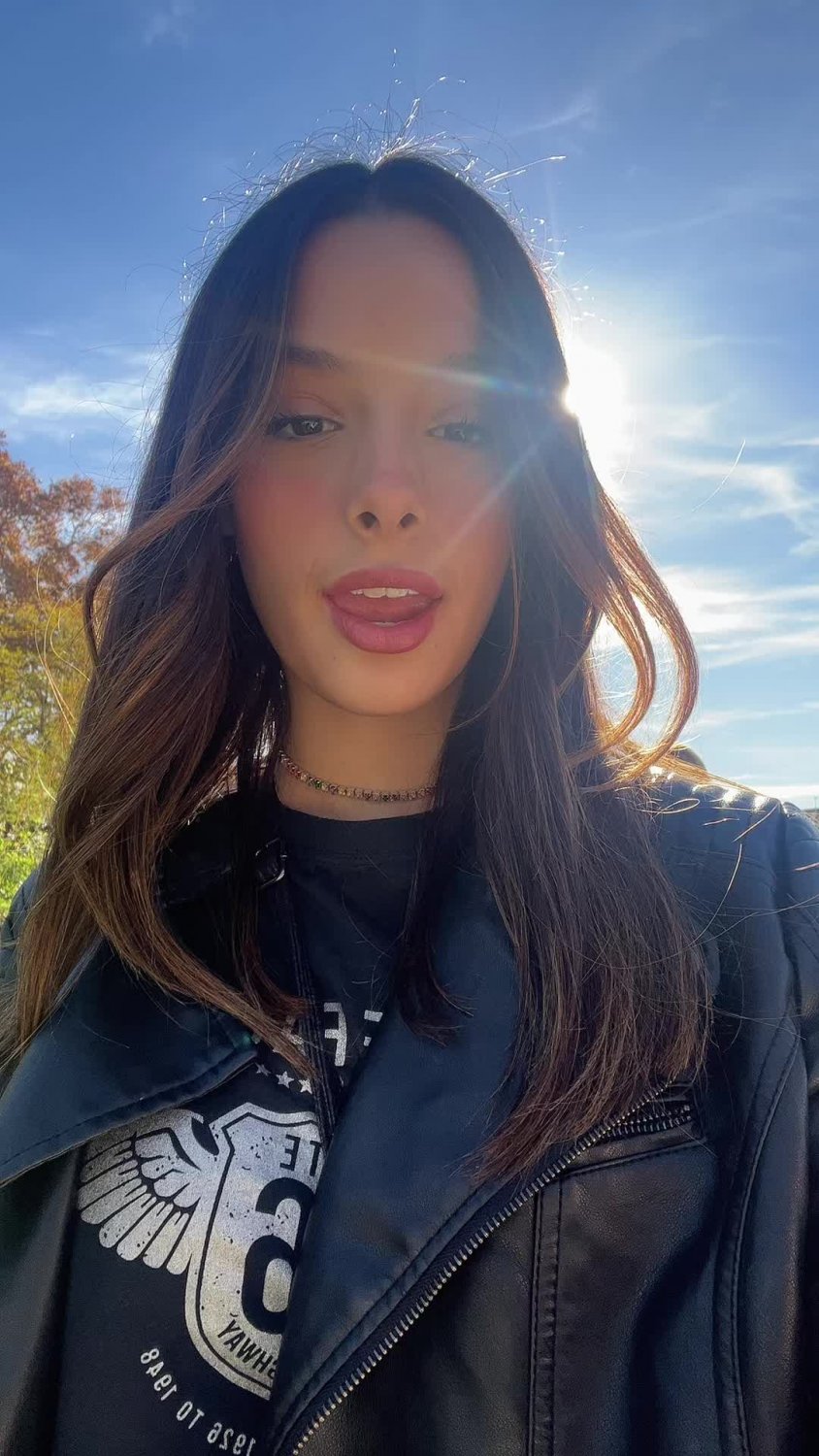 Novinha famosa do tiktok caiu na net se mastubando #8MZZ8iYH