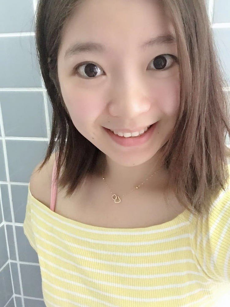 Innocent Asian flashing #hjTTeyQI