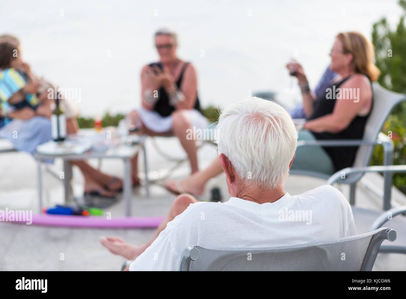 Relax with friends #1 #o4g1VO50