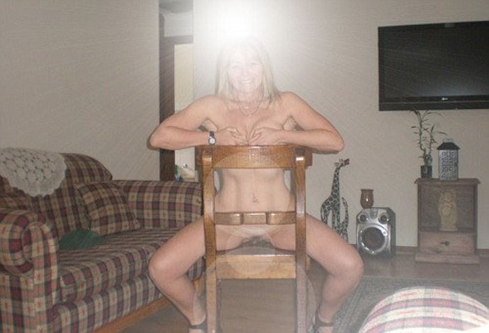 Whore Barb #i9wqLQ0r