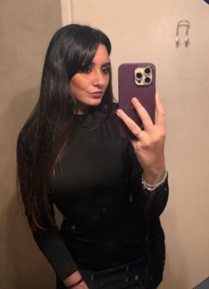 Hermosa morocha trola #Z52nlgaS