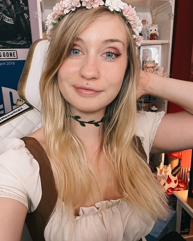 Slim thicc german goddess xmeowlinax 🇩🇪❤️❣️🥵😍 #NRCI7ZCw